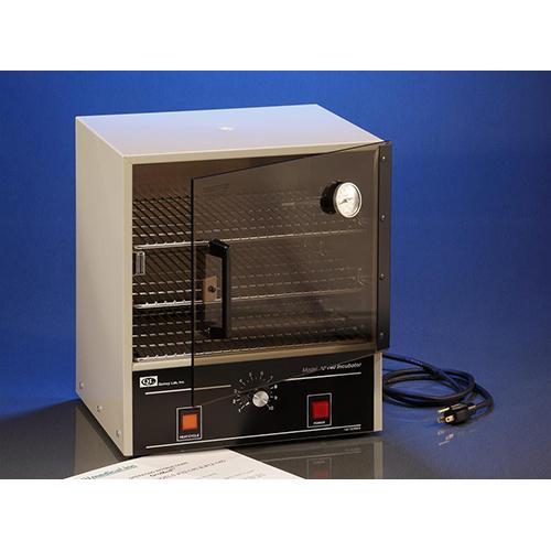 Incubator  0.7 Cubic Feet  3 Shelves  Dial Thermometer